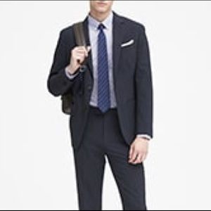 Banana Republic Men’s suit - jacket & pants